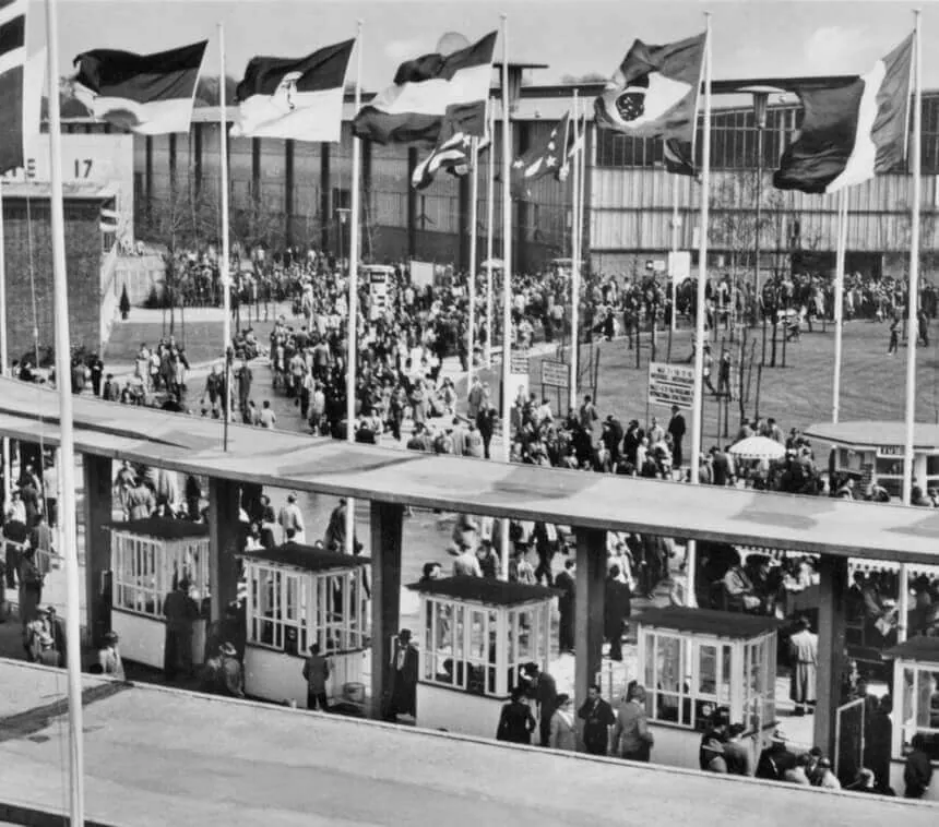 Historic photograph from the early Hannover trade fairs